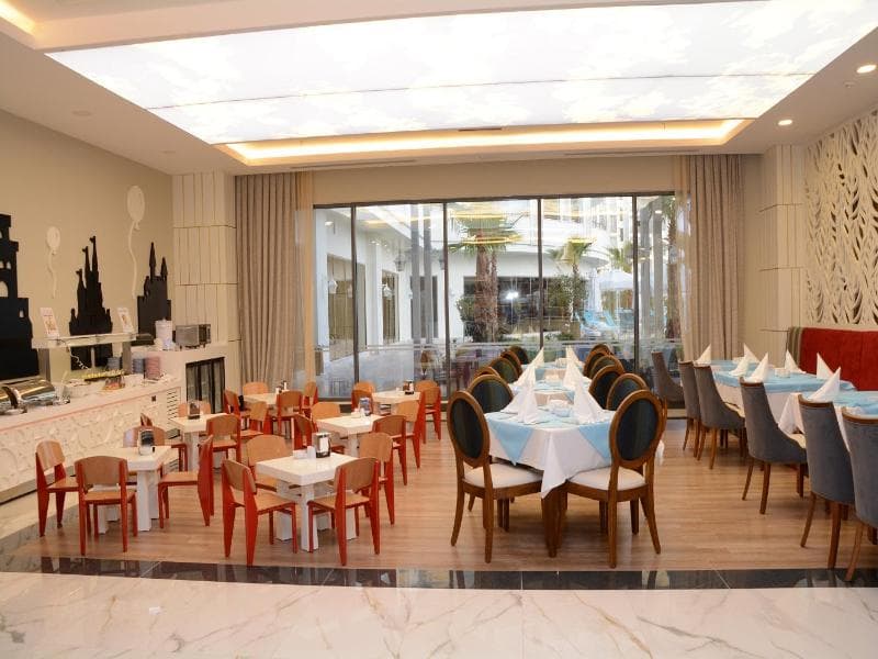 Diamond Premium Hotel & SPA image 1