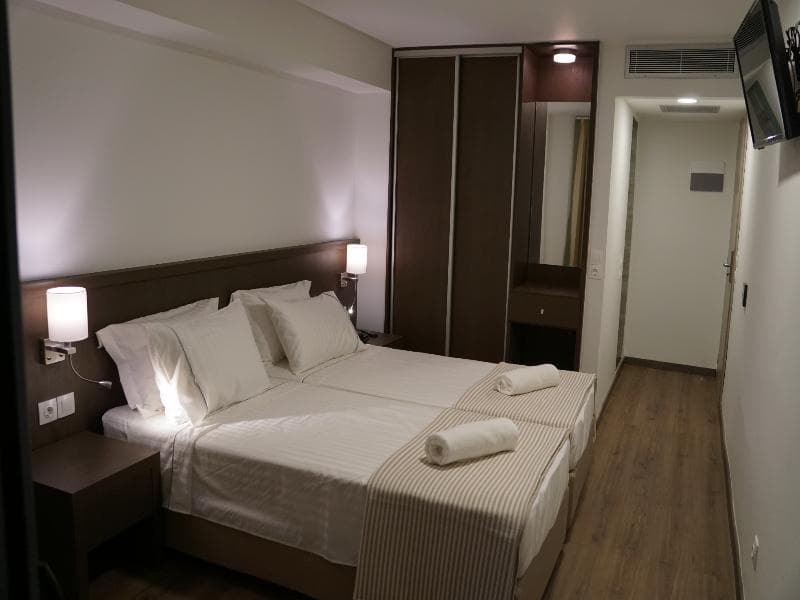 Piraeus Port Hotel image 1