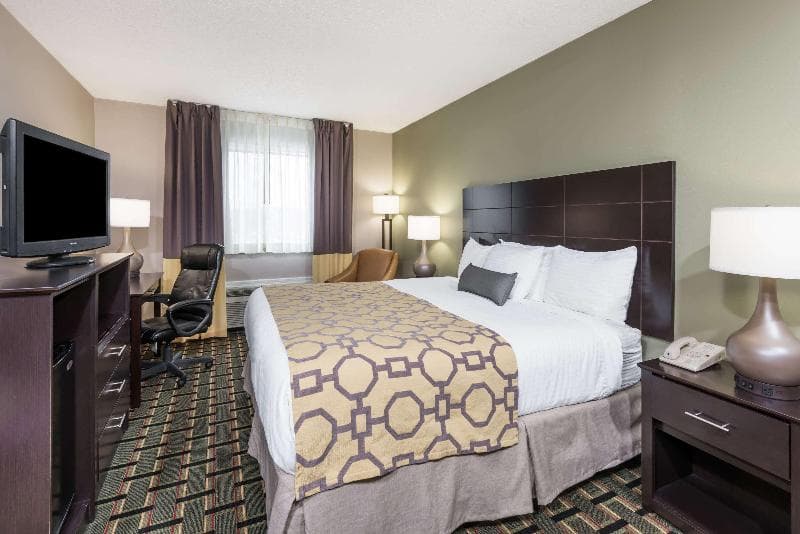 Baymont by Wyndham Cambridge image 2