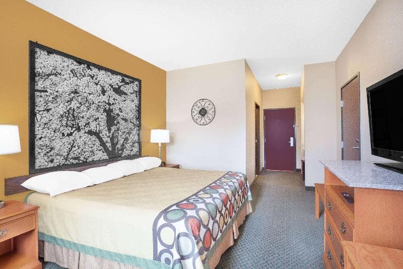 Super 8 By Wyndham Central City image 1