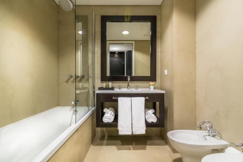 Universal Boutique Hotel image 2
