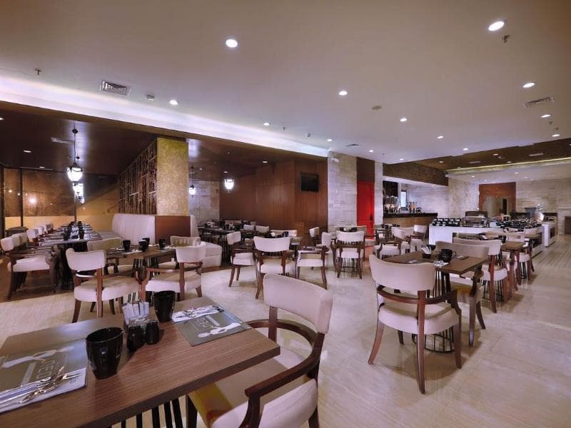 The Alana Malioboro Hotel and Conference Center image 1