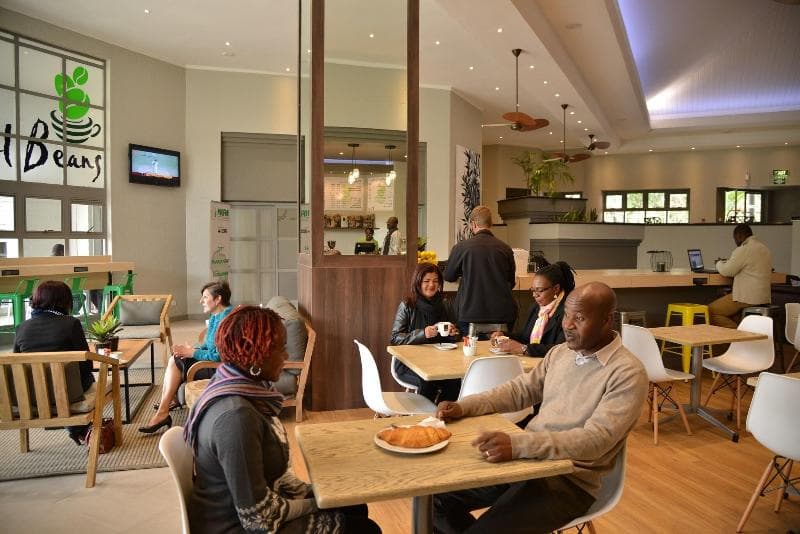 Cresta Lodge Harare image 2