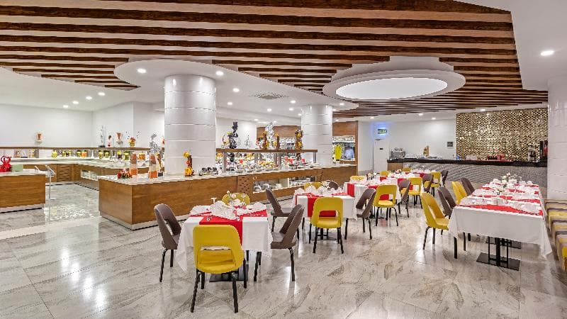 Stay at Glamour Resort Spa