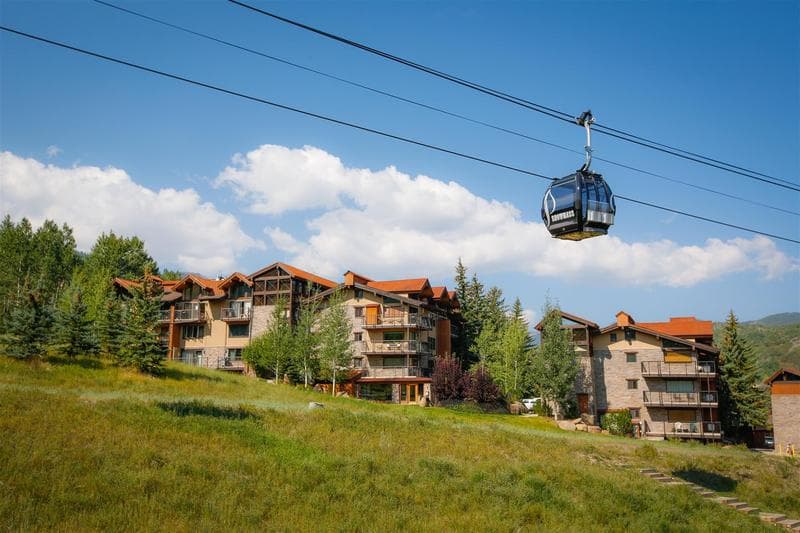 The Crestwood Condominiums  image 1