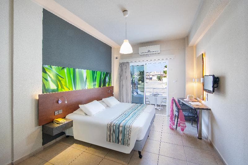Mayfair Gardens image 1