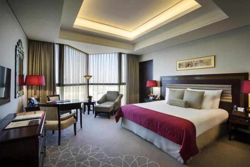 Bab Al Qasr Hotel  image 1
