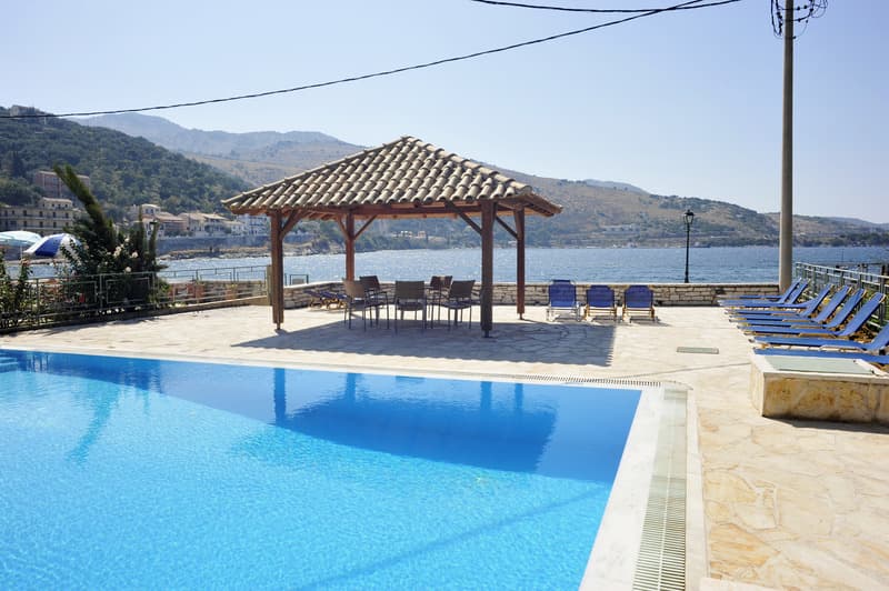 Marika Apartments & Annexe image 2