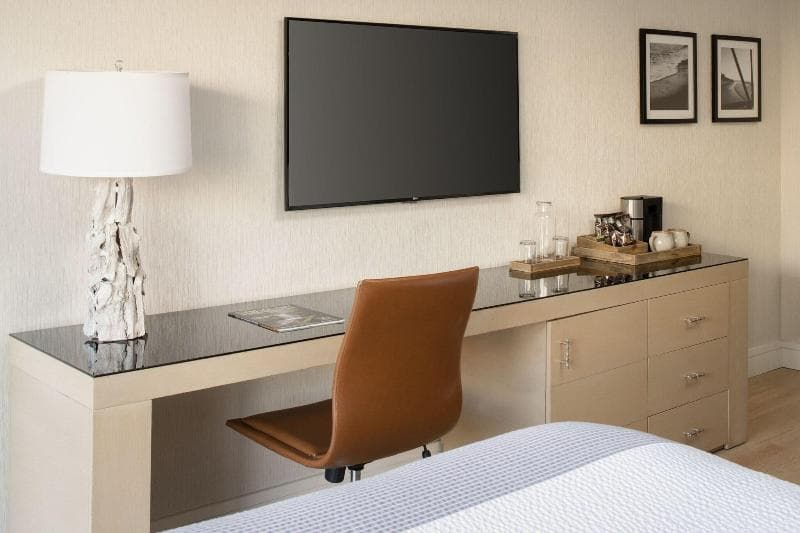 Hotel Paradox, Autograph Collection image 1