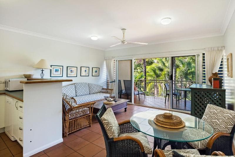 The York Beachfront Holiday Apartments image 2