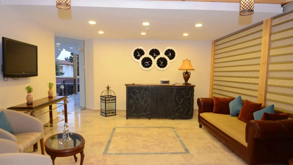Amore Hotel - Main View