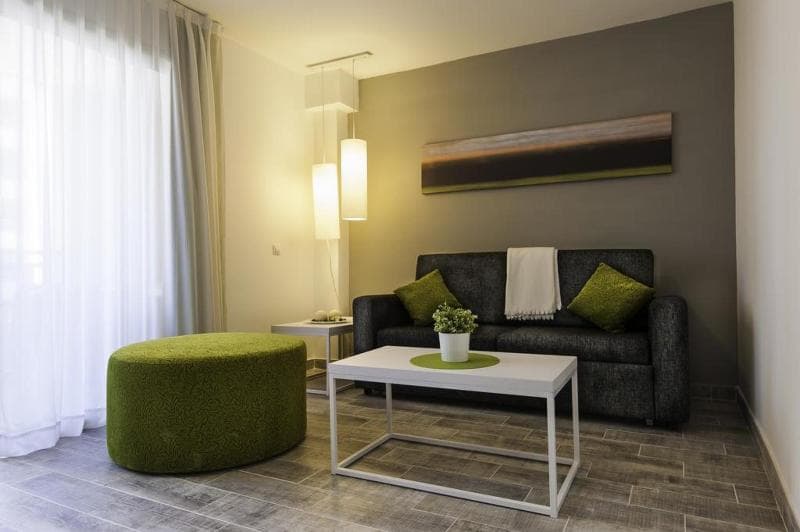 Stay at KN Aparthotel Columbus