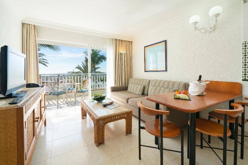 Plus Fariones Apartamentos - Main View