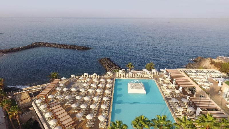 Stay at Iberostar Waves Bouganville Playa