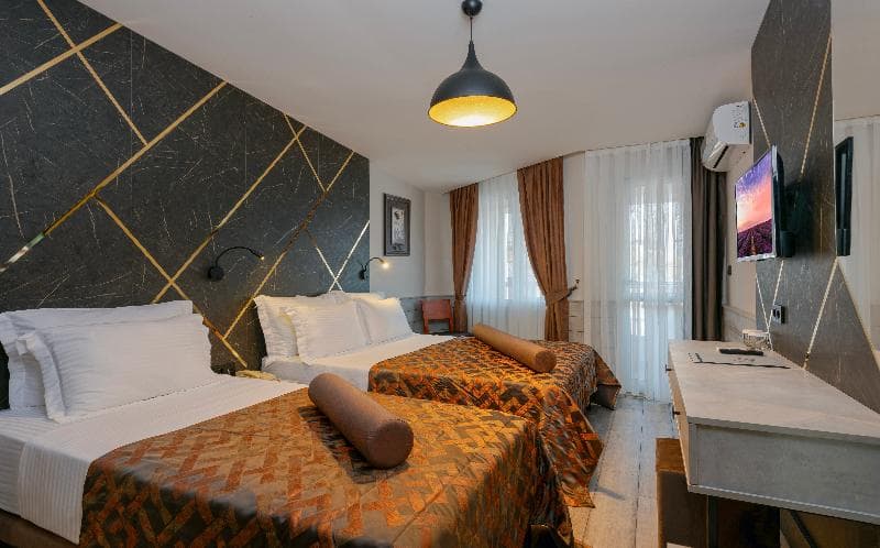 Stay at Monart City