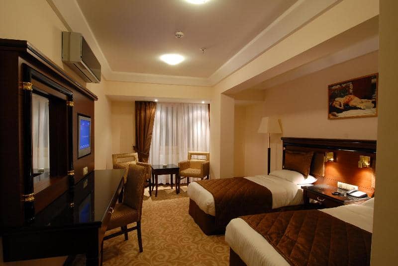 Mosaic hotel - Main View