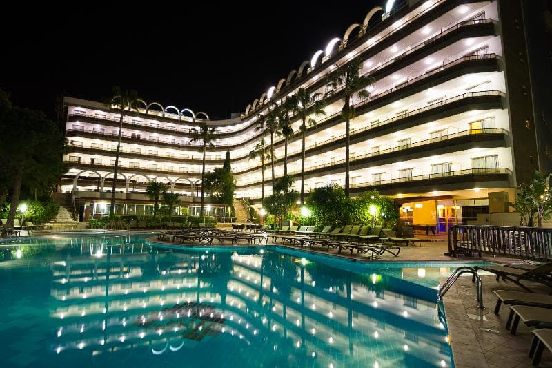 Stay at Golden Port Salou & Spa