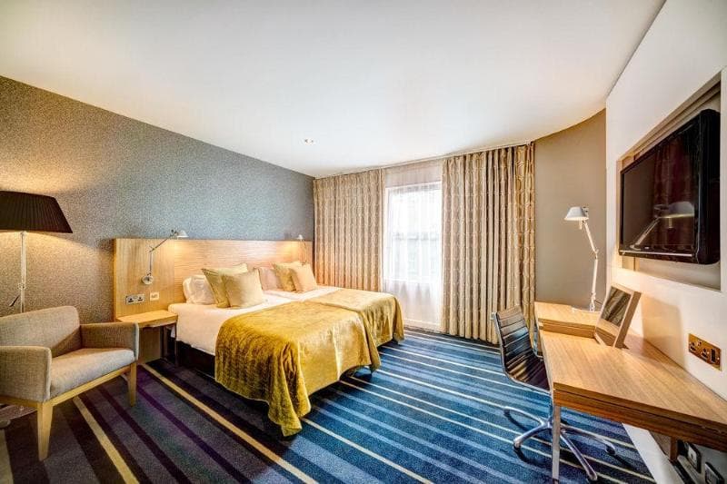 Apex City Hotel - Main View