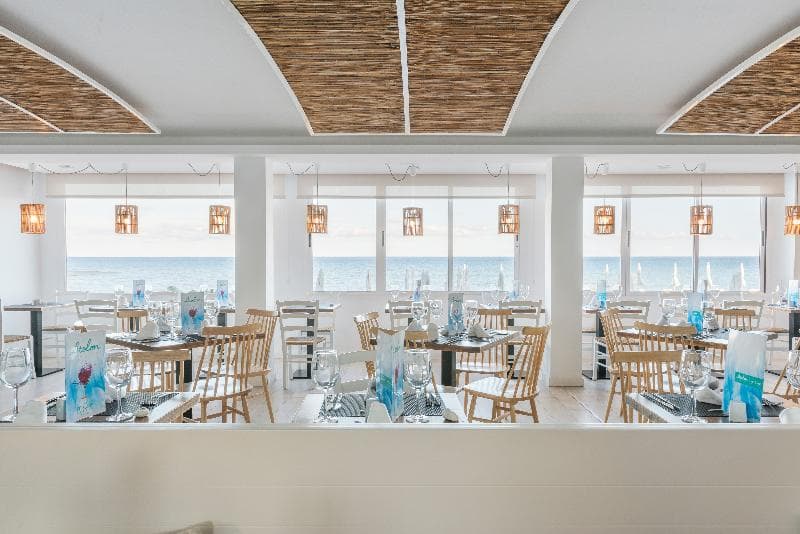Stay at Hotel Atolon & Kaafu Beach Club