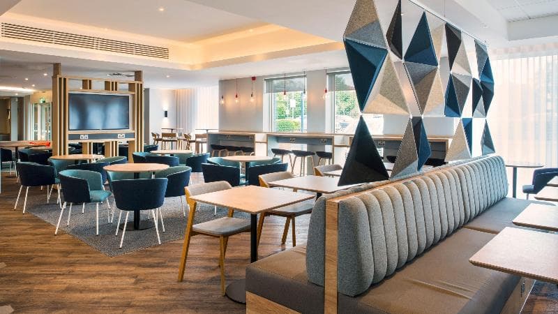 Holiday Inn Express Oxford - Kassam Stadium - Main View