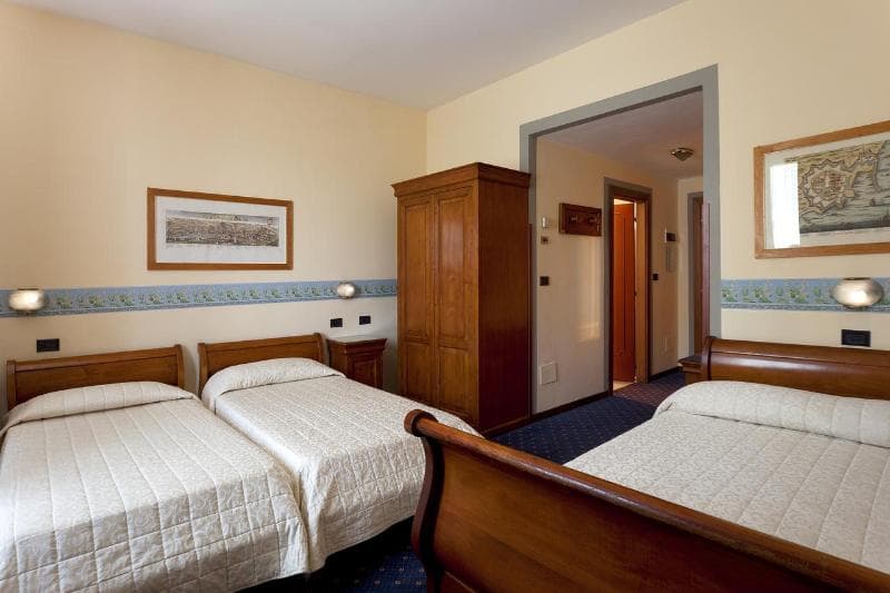 iH Hotels Firenze Select - Main View
