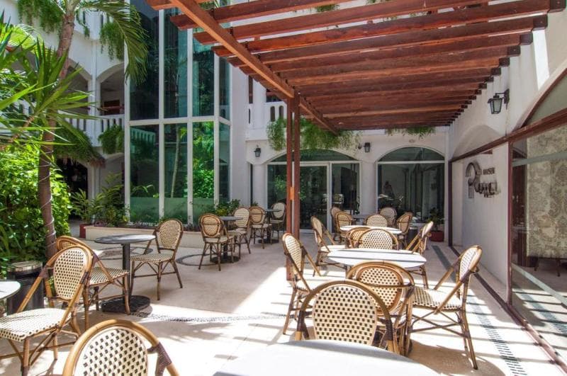 Illusion Boutique Hotel - Main View