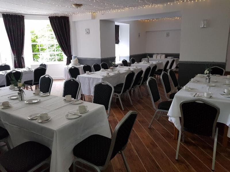 Tontine Hotel - Main View