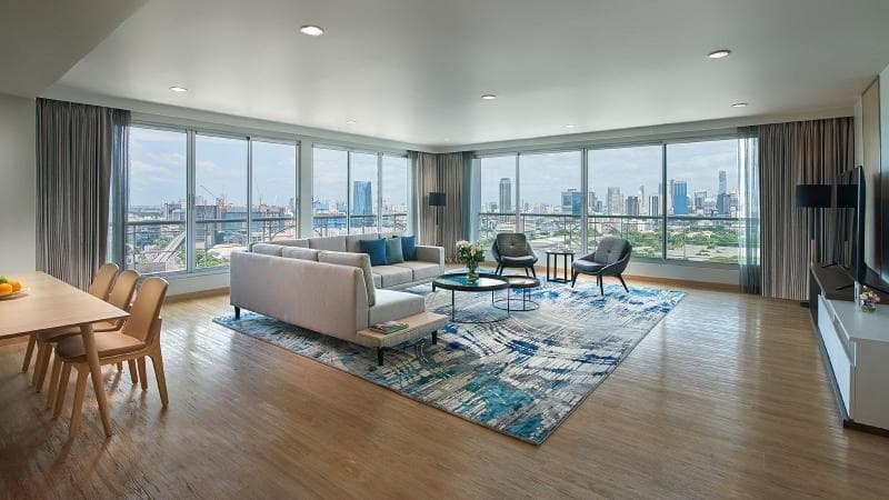 Deluxe Suite