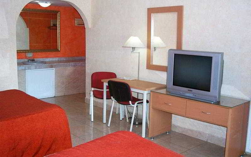 Posada del Sol Inn - Main View