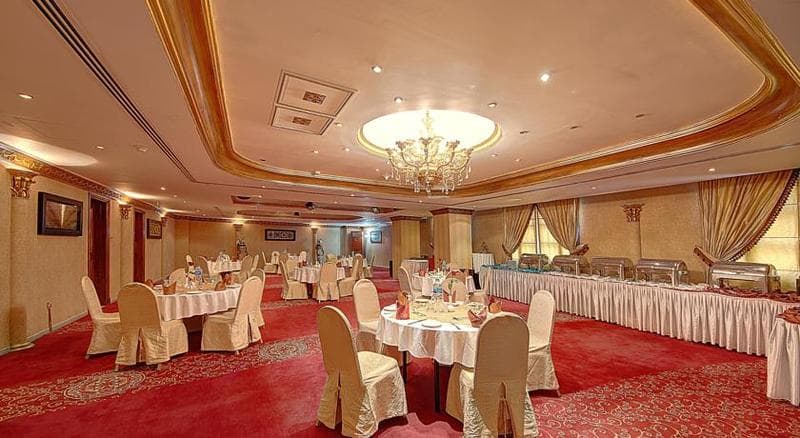 Stay at Royal Ascot Hotel