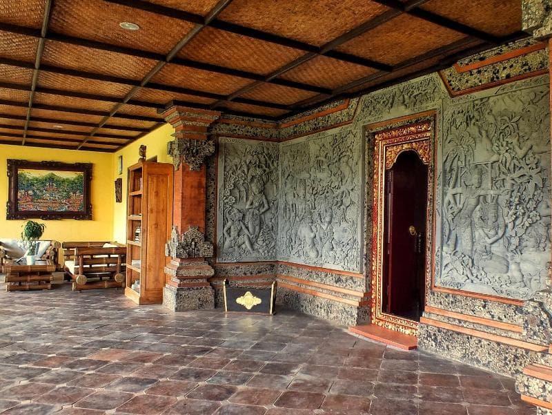 Stay at Villa Mandala Desa Boutique Resort