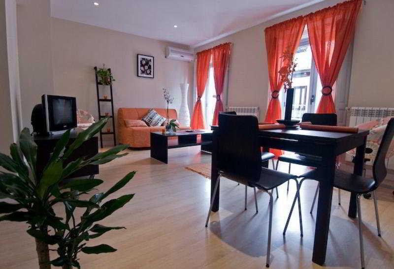 Fuencarral Apartments - Main View