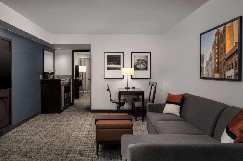 Embassy Suites Birmingham - Main View