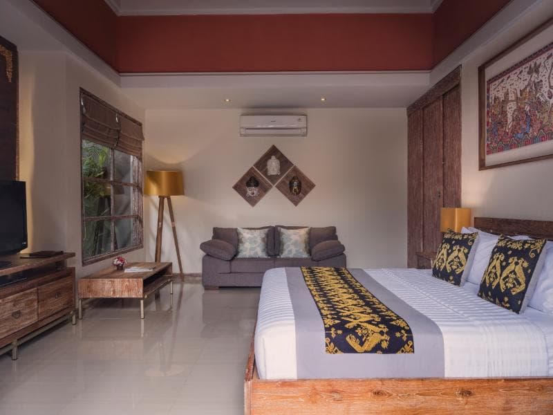 The Wolas Villas - Main View