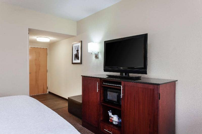 Hampton Inn Santa Cruz - Main View