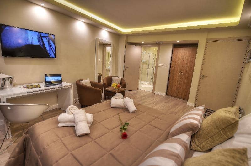 ONYX HOTEL - Main View