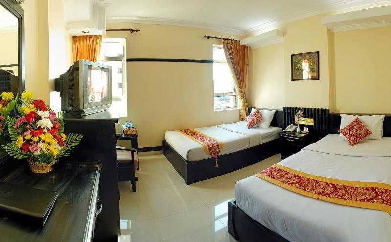 Salita Hotel - Main View