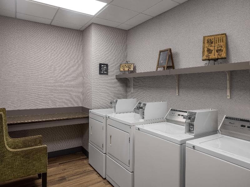 Stay at Hampton Inn & Suites Birmingham/280 East-Eagle Poi