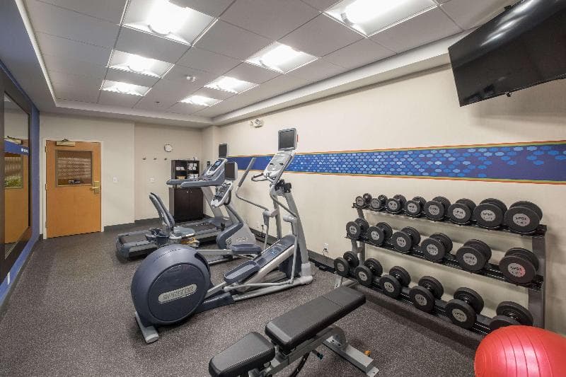 Stay at Hampton Inn Freeport/Brunswick