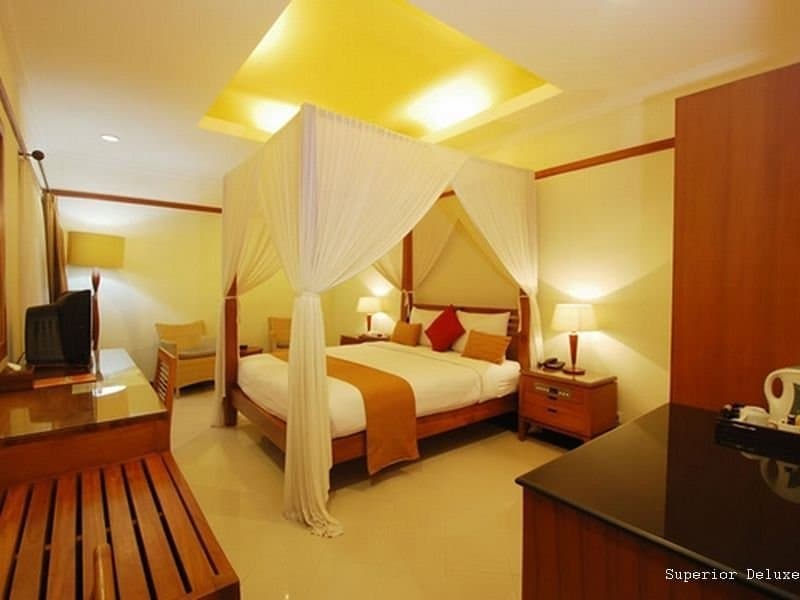 Stay at Yulia Beach Inn Kuta