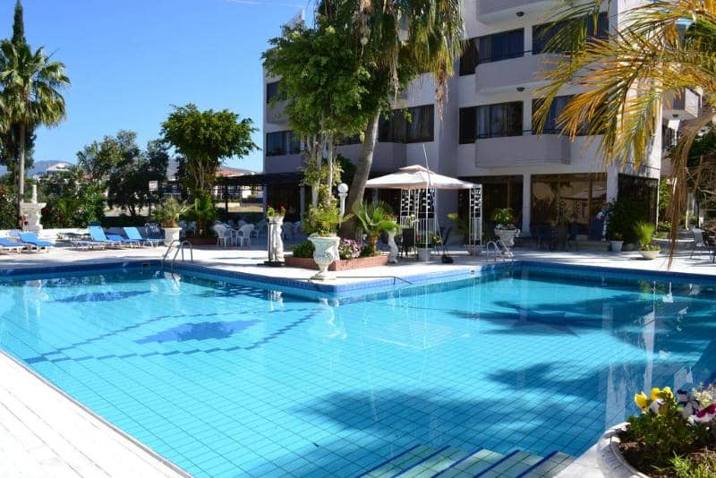 Tasiana Star Hotel Apts - Main View