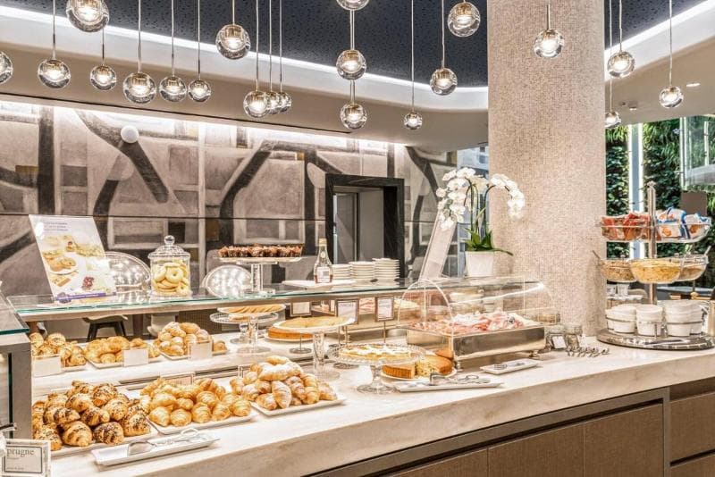 Stay at Hotel Firenze & Continentale