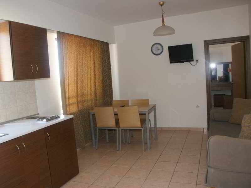 Rodian Gallery Apartments Hotel - Main View