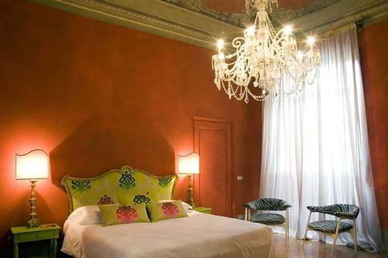 N4U Guest House Florence - Main View