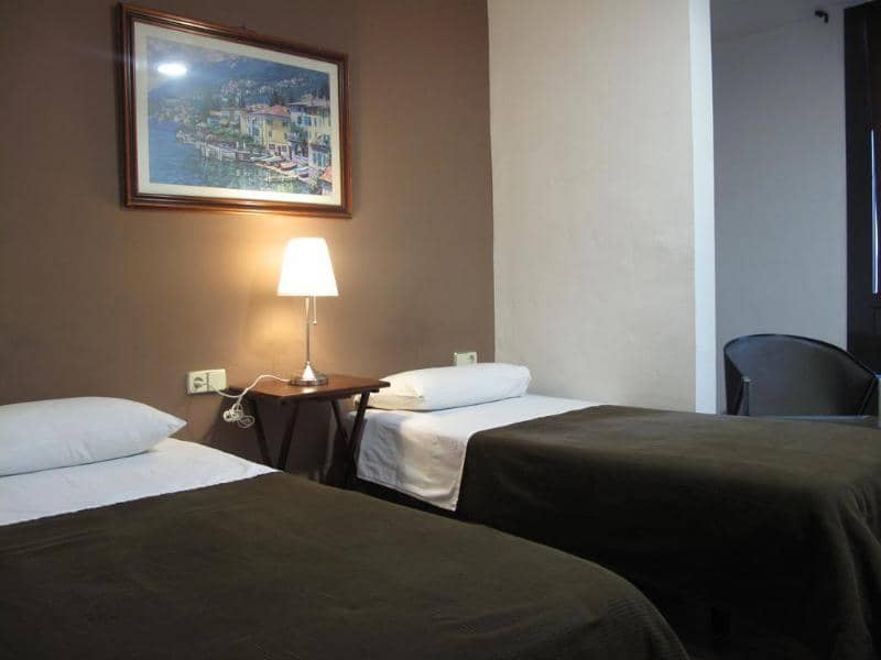 Hostal Lk Barcelona - Main View