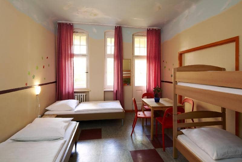 Three Little Pigs Hostel - Main View
