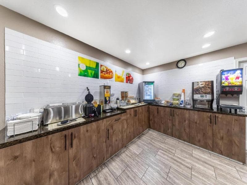 Quality Inn & Suites - Main View