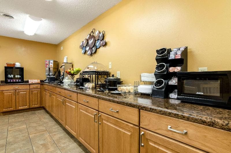 Stay at Rodeway Inn