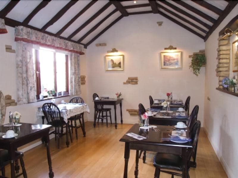 Cotswold House - Guest house - Main View