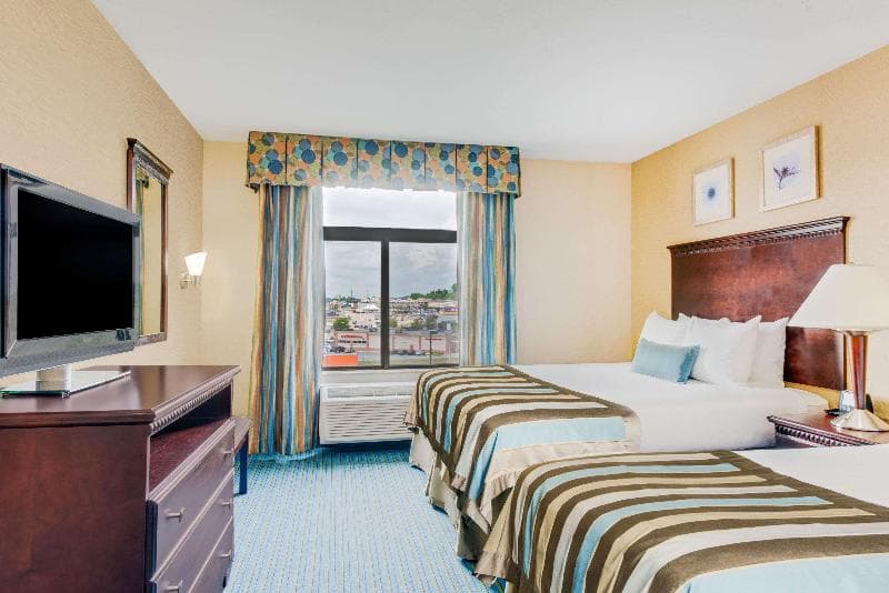 Wingate By Wyndham York - Main View